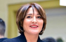 დიანა ტრაპაიძე - "ისევ ტვ პირველში ვარ და ფეიკებს ნუ ავრცელებთ" დიანა ტრაპაიძე - "ისევ ტვ პირველში ვარ და ფეიკებს ნუ ავრცელებთ"