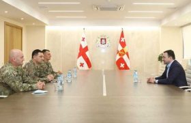 ღარიბაშვილმა ეროვნული გვარდიის მეთაურად პოლკოვნიკი რომან ჯოხაძე დანიშნა ღარიბაშვილმა ეროვნული გვარდიის მეთაურად პოლკოვნიკი რომან ჯოხაძე დანიშნა