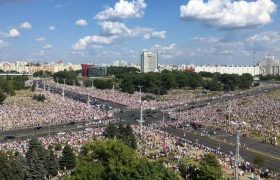 "წადი!" - ლუკაშენკოს წინააღმდეგ მინსკში 200.000 ადამიანი გამოვიდა "წადი!" - ლუკაშენკოს წინააღმდეგ მინსკში 200.000 ადამიანი გამოვიდა