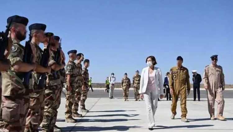 ფრანგი ოფიცერი რუსეთის ჯაშუშობისთვის დააკავეს