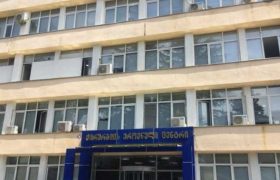 ქირურგიის ცენტრის მე-4 სართულიდან პაციენტი გადახტა