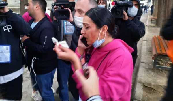 ჟურნალისტებს ფიზიკურად გაუსწორდნენ - გლდანში #79 უბანი