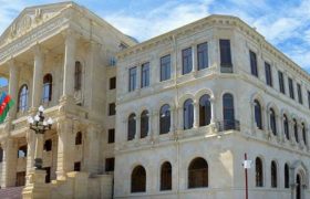 აზერბაიჯანში საქართველოს მოქალაქე ვაჰან ჩახალიანსა და საფრანგეთის მოქალაქე არტურ ოგანესიანზე საქმე აღძრეს აზერბაიჯანში საქართველოს მოქალაქე ვაჰან ჩახალიანსა და საფრანგეთის მოქალაქე არტურ ოგანესიანზე საქმე აღძრეს