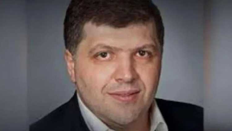 დავით ხიდაშელმა პრესკონფერენცია გააუქმა - "ერთ-ერთი ტელეარხის შეფი დაპატიმრებით დამემუქრა"