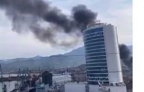 ბათუმის ტერმინალთან საწვავმზიდს ცეცხლი გაუჩნდა 