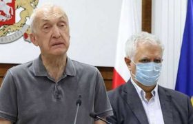 „ამ ტიპის კითხვებზე მე პასუხს არ ვიძლევი“ - ცერცვაძე-გამყრელიძე პანდემიის დროს წყლის ჭავლის გამოყენებაზე დასმულ კითხვას არ პასუხობენ