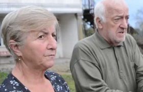 საარჩევნო უბანზე „ქართული ოცნების“ წარმომადგენელი ხანდაზმულ ცოლ-ქმარს გაუსწორდა საარჩევნო უბანზე „ქართული ოცნების“ წარმომადგენელი ხანდაზმულ ცოლ-ქმარს გაუსწორდა