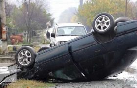 ლაგოდეხში სუძუკი ოპელს დაეჯახა - 3 ადამიანი დაშავდა