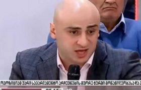 "ნიკა მელია გუბაზას რო წამოენთო დღეს, ზუსტად ეგრე აიჭრა, მისი მოტვლეპილი თავი დერეფნის ბოლოსღა დავინახე..."