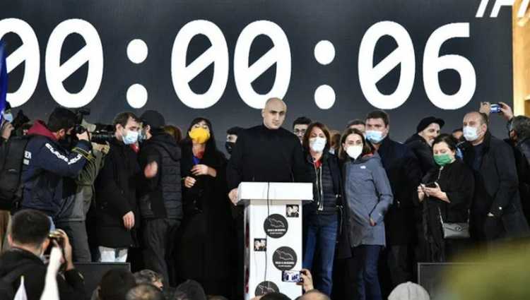 ოპოზიცია ცესკოს ბლოკირებას იწყებს - "იქ ვერავის შევა და იქიდან ვერავინ გამოვა"