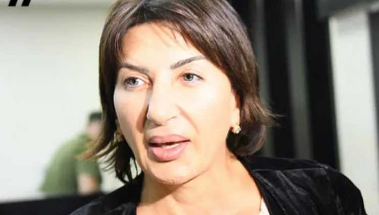 "გიორგი მერაბიშვილმა ხელები ასწია და ტანზე გაიხადა, ხელყუმბარა არ ჰქონია" - ადვოკატი აბესაძე