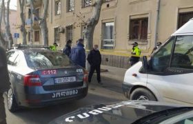 გორში მამაკაცი ქუჩაში გარდაიცვალა - სასწრაფო დროზე ვერ მივიდა გორში მამაკაცი ქუჩაში გარდაიცვალა - სასწრაფო დროზე ვერ მივიდა