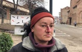 თელავში ლალი კბილაშვილი დაჭრეს - "მას ჩემი ძაღლი გაეკიდა..." თელავში ლალი კბილაშვილი დაჭრეს - "მას ჩემი ძაღლი გაეკიდა..."