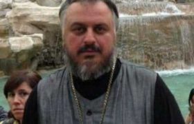 დეკანოზ ბასილ კვირჩილაძეს მღვდელმოქმედების უფლება შეუჩერდა 