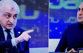 „შენ ის კაცი არ ხარ, ხალხს რომ ყვლეფ?! ... სად ისწავლე ამხელა ტყუილები ამხელა კაცმა" - ხაზარაძემ და ელისაშვილმა ერთმანეთზე გაიწიეს