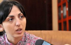ნიკა გვარამია თინა ბურჯალიანს - "მთავარი შენ იყავი, მე კიდე - შენი მინისტრი"