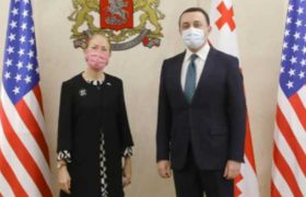 კელი დეგნანი თავდაცვის სამინისტროს ეწვია კელი დეგნანი თავდაცვის სამინისტროს ეწვია