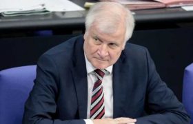 გერმანიასთან ფრენები თითქმის ნულამდე შემცირდება - ჰორსტ ზიჰოფერი გერმანიასთან ფრენები თითქმის ნულამდე შემცირდება - ჰორსტ ზიჰოფერი