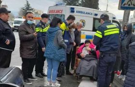 ქუთაისში ქვეითს მანქანა დაეჯახა ქუთაისში ქვეითს მანქანა დაეჯახა