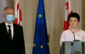 თეა წულუკიანმა მის პირველ მოადგილედ კახა სიხარულიძე დანიშნა