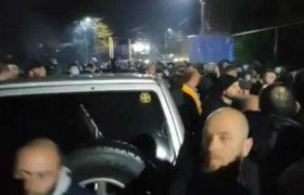 გუმათში, „ენკას“ ბაზასთან დაპირისპირებაა