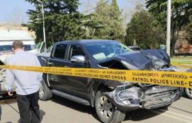 ქუთაისი-თბილისის მიკროავტობუსი სამხედრო პოლიციის მანქანას დაეჯახა