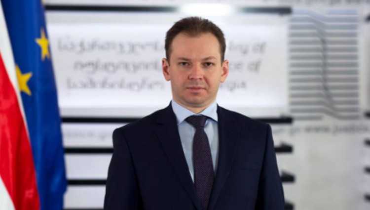 იუსტიციის მინისტრის მოადგილედ თორნიკე ჭეიშვილი დაინიშნა - ის სამინისტროს საპარლამენტო მდივანიც იქნება