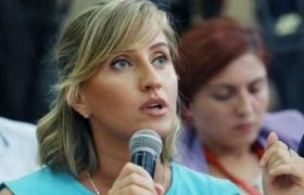 „ჩქარა წადით, მოსაკლავად მომსდევენ“ – რა შეემთხვა ჟურნალისტ თელარა გელანტიას