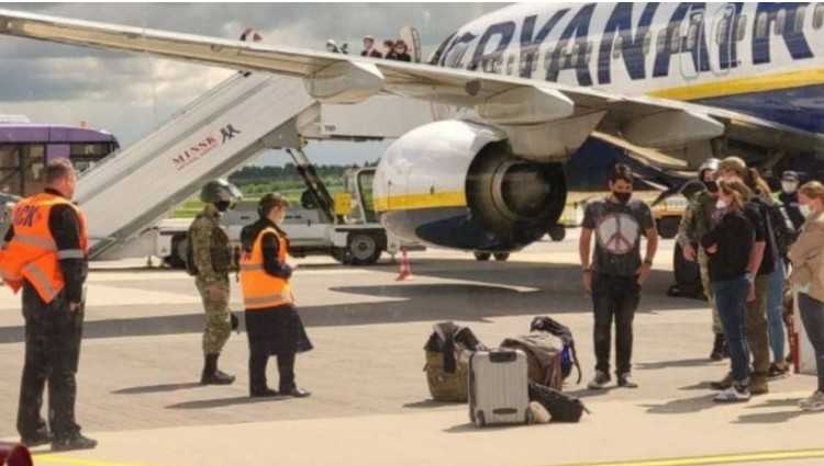 ათენი-ვილნიუსის ბორტი მინსკში იძულებით დასვეს - დაკავებულია ბორტზე მყოფი ბელარუსი ჟურნალისტი