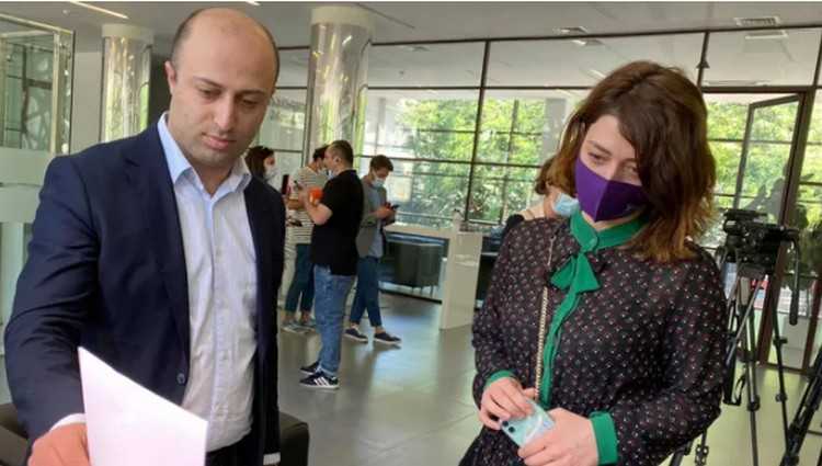 გახარიას გუნდმა ირაკლი კობახიძის წინააღმდეგ პროკურატურაში განცხადება შეიტანა