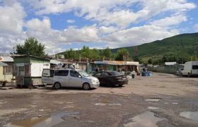 "ვიცი, ატყდება აჟიოტაჟი" - გორში ძველ ბაზარში მაღაზიებიც გაუქმდება