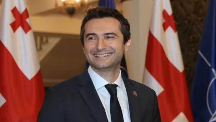 კახა კუჭავას გახარიას პარტიაზე ეცინება