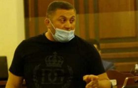 ბადრი გავაშელიშვილი - "უგულავამ თვალში მუშტი მომარტყა, მე ხელი ვკარი, ვიჭიდავეთ და წავიქეცი"