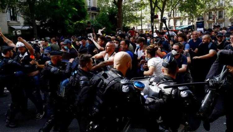 აგვისტოდან საფრანგეთში კოვიდპასპორტის გარეშე არსად შეგიშვებენ - ქვეყანაში მასობრივი პროტესტი დაიწყო