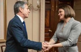 ტიხანოვსკაია ბლინკენს შეხვდა