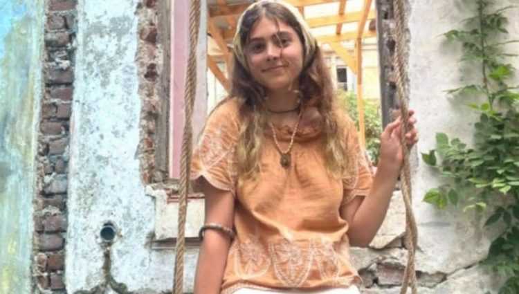 „კაფეში ვმუშაობდი იმ დღესაც…“ – ვინ არის გოგო, რომელმაც ინგლისურში 80 ქულა აიღო