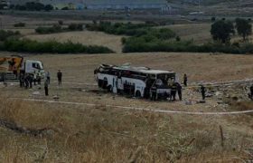 თურქეთში ავტობუსი ამობრუნდა - 14 ადამიანი დაიღუპა