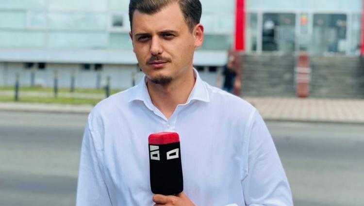გიორგი ახალკაცს გორში მიკროფონი მოპარეს