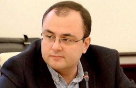 "გლდანის ციხეში პატიმრებს ჟოლო მოჰყავთ" - რატი ბრეგაძე