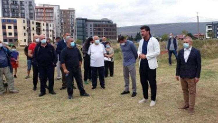 დიდ დიღომში, მირიან მეფის ქუჩაზე, დიდი პარკი გაშენდება