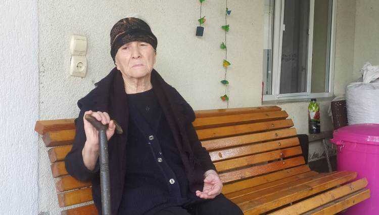 ქუთაისში თალიკო თავაძეს უმტკიცებენ, რომ გარდაცვლილია და პენსიას არ აძლევენ  