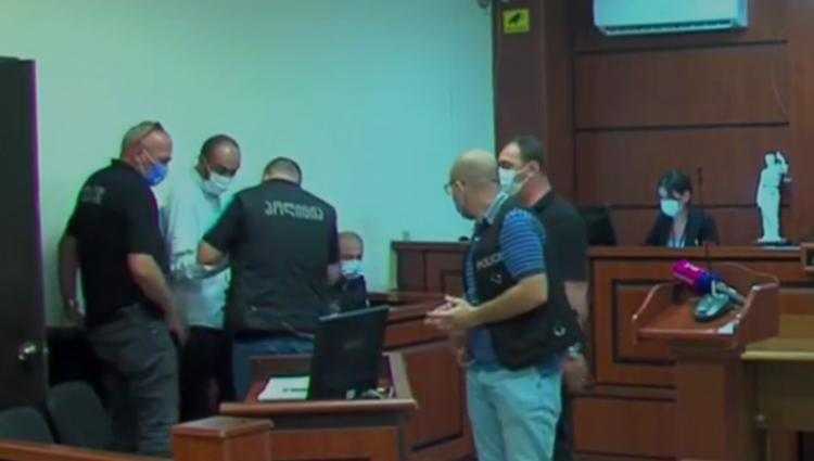 "ჩემს დას ტელეფონის ნომერი გამოართვა" - რატომ მოკლეს ძმებმა ტალიბოვებმა ჯავიდ ჩოვდაროვი