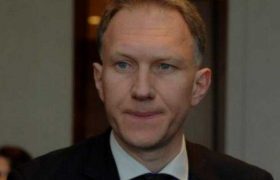 სოსო ფხაკაძემ სისხლიანი ბანერების ადგილები "ოცნებას" უსასყიდლოდ დაუთმო