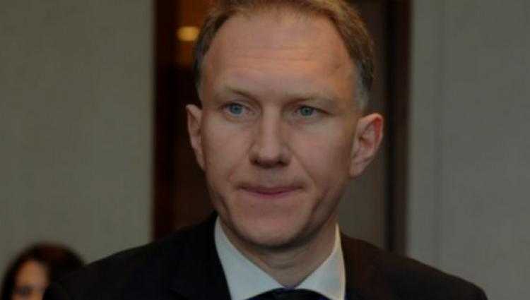 სოსო ფხაკაძემ სისხლიანი ბანერების ადგილები "ოცნებას" უსასყიდლოდ დაუთმო