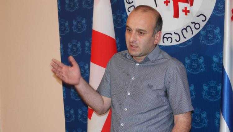 "ახლა პაექრობის დრო არ არის" - ბათუმის მერობის ნაციონალმა კანდიდატმა გიორგი კირთაძემ საარჩევნო კამპანია შეაჩერა