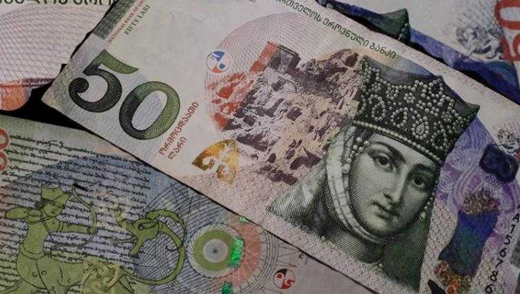 "ოცნების" 27 ოქტომბრის აქციაზე წასასვლელად ხალხს 50-50 ლარს ურიგებენ