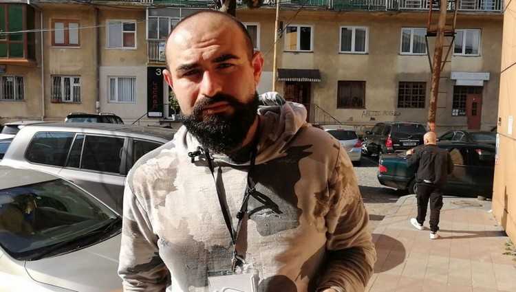 ქუთაისში ერთ-ერთ საარჩევნო უბანზე "ნიუპოსტის" ჟურნალისტს ფიზიკურად გაუსწორდნენ