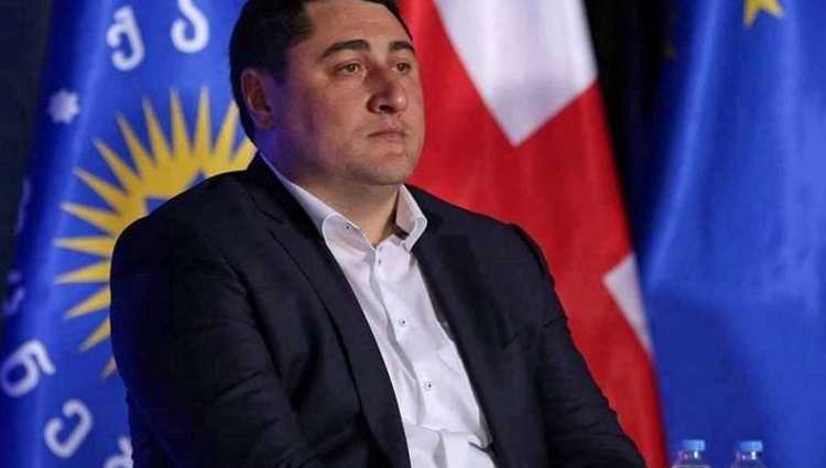 “ჩემს თავს გაფიცებ, კოტეს ხმა არ მისცე” - მერაბ ჭანუყვაძე ამომრჩეველს