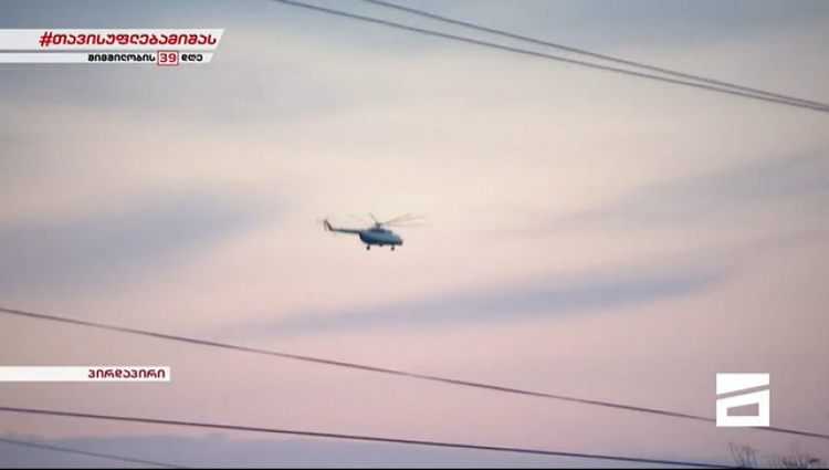 რუსთავის ციხესთან სამხედრო ვერტმფრენი გამოჩნდა