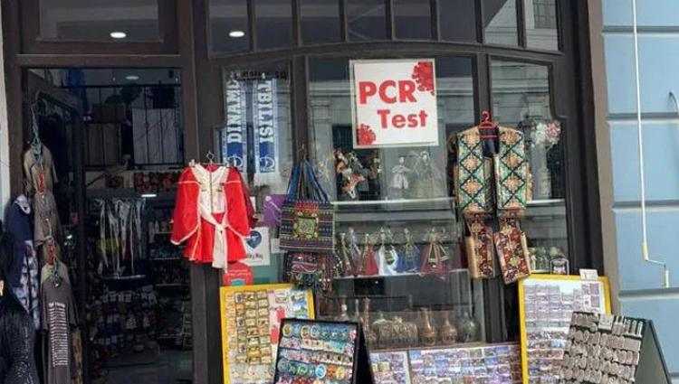 თბილისში აღმაშენებელზე უკანონო კოვიდტესტირებას ატარებდნენ